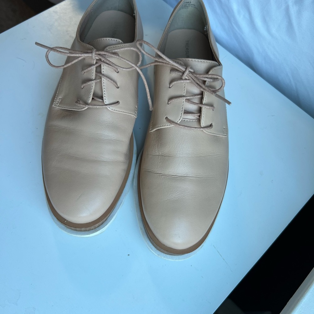 Women’s Vintage Genuine Leather Nude Platform Loafers